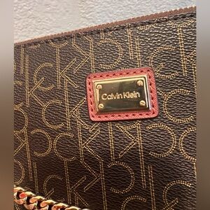 Calvin Klein Medium Crossbody